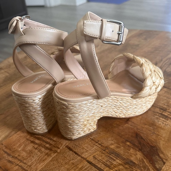 Marc Fisher Steel platform Sandel Heel - Picture 4 of 5